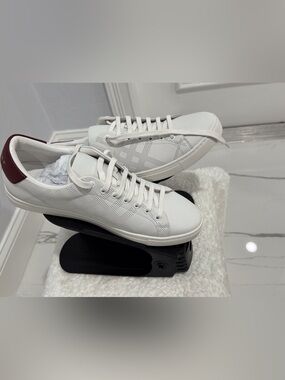 Burberry White Leather Low-Top Sneakers with Burgundy Heel Tab